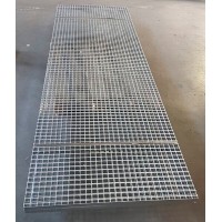 Решетчатый сварной настил нержавеющий SP 33x11 / 30x2 1500x1000 мм 12Х18Н10Т ТУ 25.11.23-001-64650333-2016