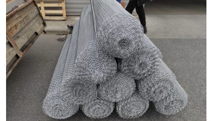 сетку сварную оцинкованную 10x10x1,2 мм ВР-1 купить в Москве