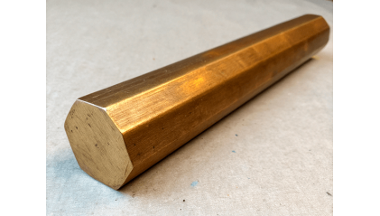 Шестигранник бронзовый 38 мм БрБ2 фото шестигранник бронзовый 38 мм БрБ2 купить в Москве