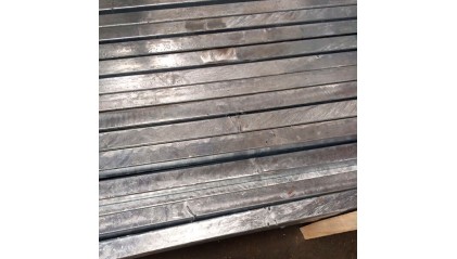 трубу профильную квадратную оцинкованную 35x35x2 мм Ст45 купить в Москве