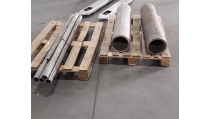 трубу нержавеющую бесшовную 108x6 мм AISI 321 купить в Москве