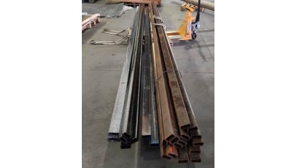 трубу профильную Б/Ш прямоугольную 40x25 1,5 мм С255 купить в Москве