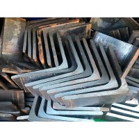 Уголок стальной гнутый равнополочный 100x100x4 мм Ст3 ГОСТ 19771-93