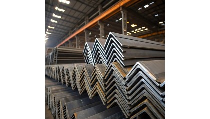 уголок стальной горячекатаный неравнополочный 40x25x5 мм Ст3пс купить в Москве